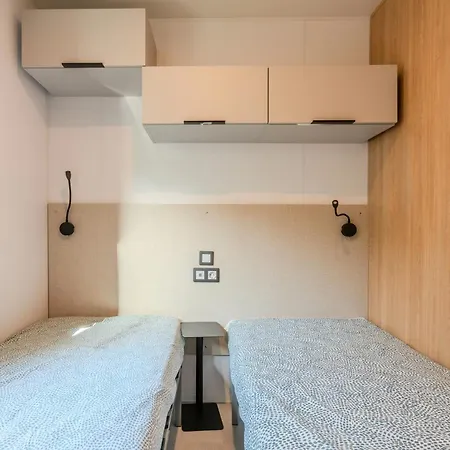 Dom wakacyjny Chic Roquebrune-sur Argens